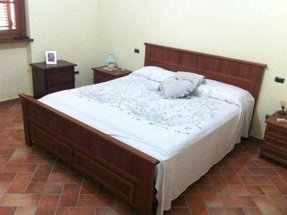 Ospitaci Appartamenti Di Campagna Le Rancole Valtopina 外观 照片